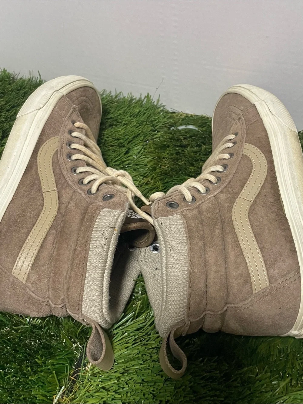 Vans Sk8-Hi Scotchgard 3M Suede Taupe Brown Sneakers Men’s 6 Women’s 7.5 EU 38